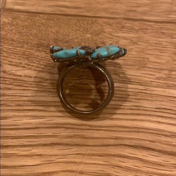 Turquoise Flower Ring - Picture 3 of 4